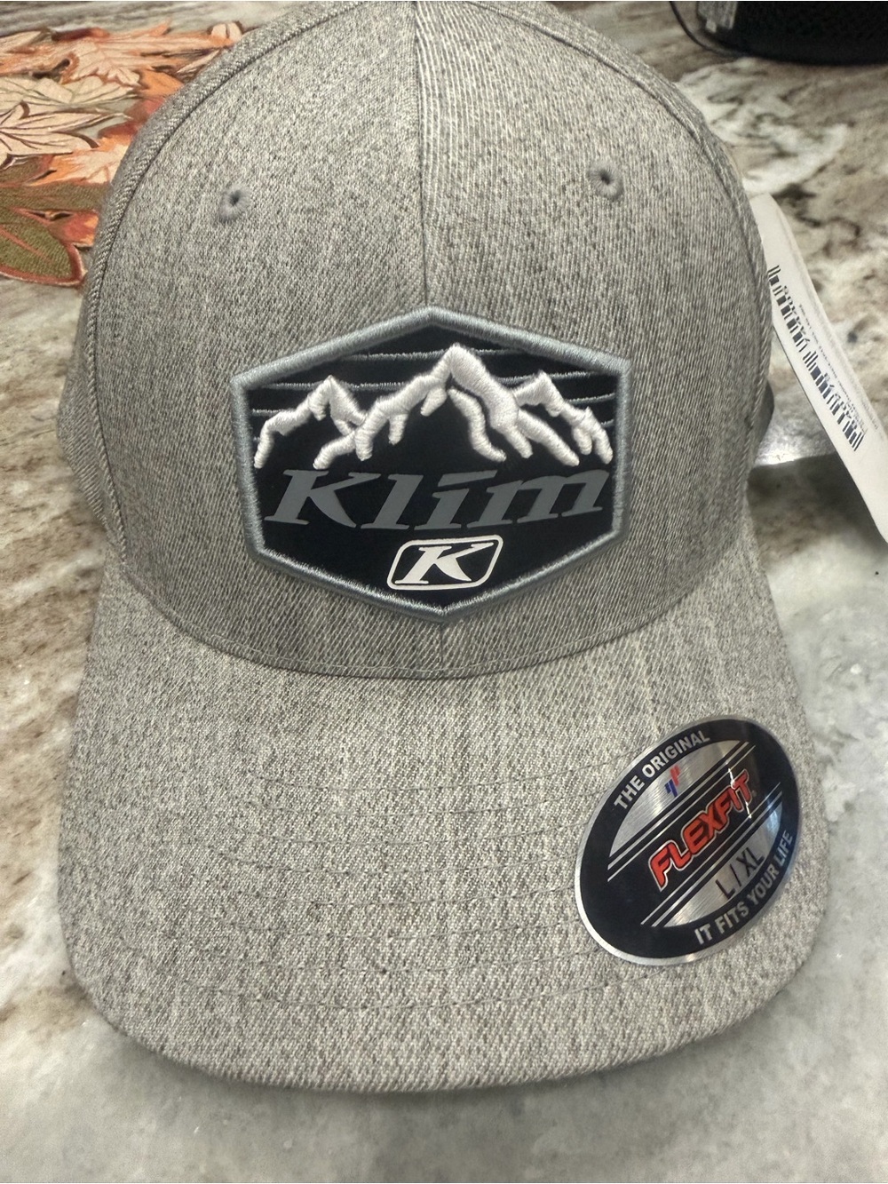 Mens KLIM Grey Flexfit Cap with Mountain Logo